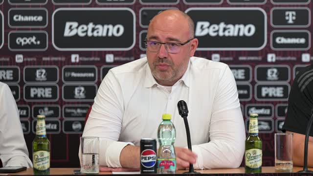 TISKOVÁ KONFERENCE | Čupr, Rosický, Friis a Panák