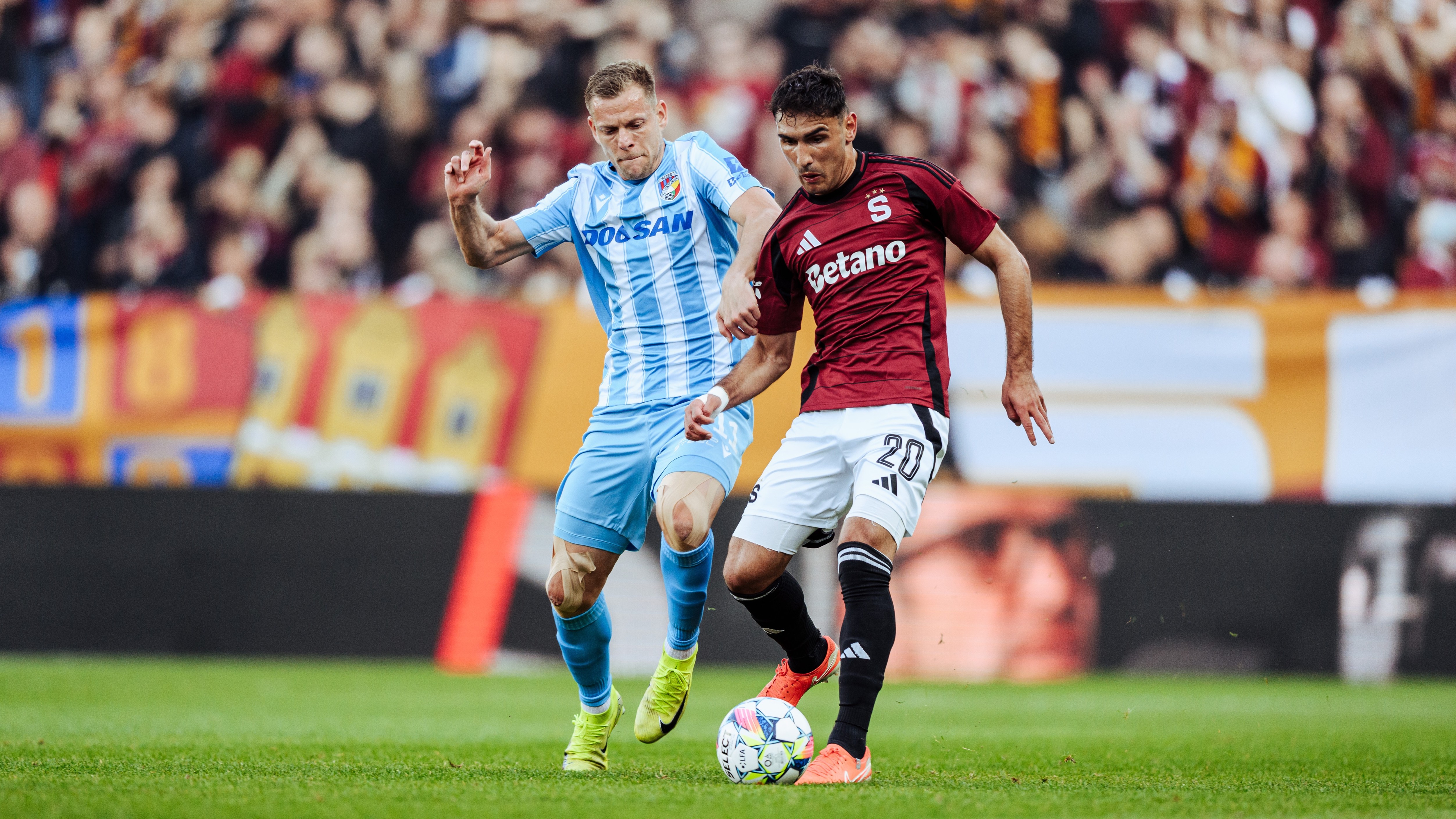 HIGHLIGHTS: Sparta - Plzeň