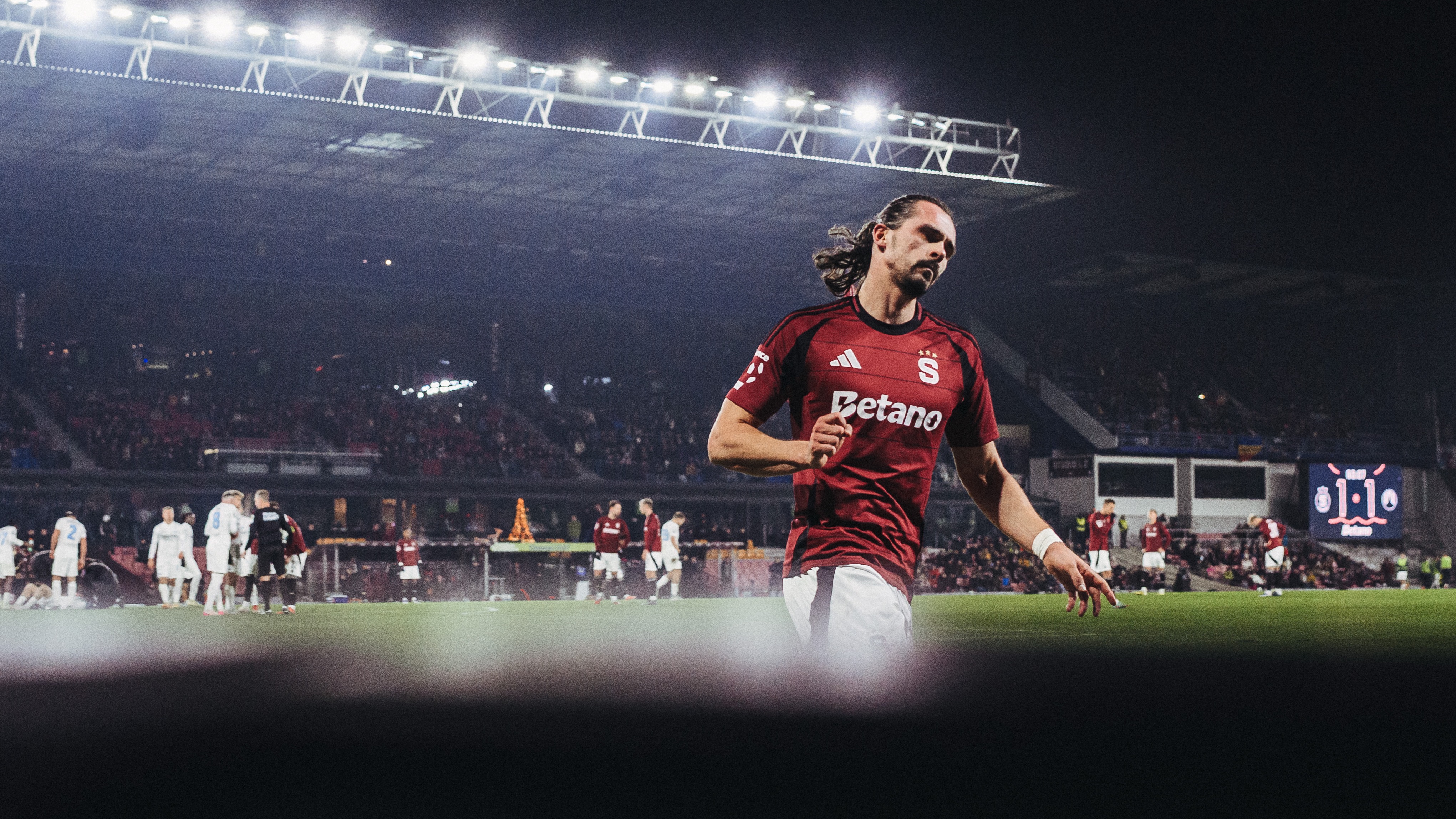 Na zásluhy se nehraje